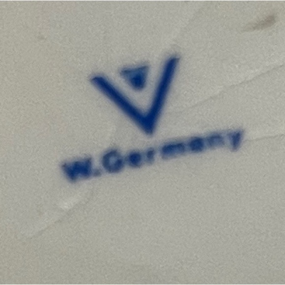 Vintage Rare Goebel Hummel Trinket Box MJ HUMMEL West Germany - Picture 9 of 14